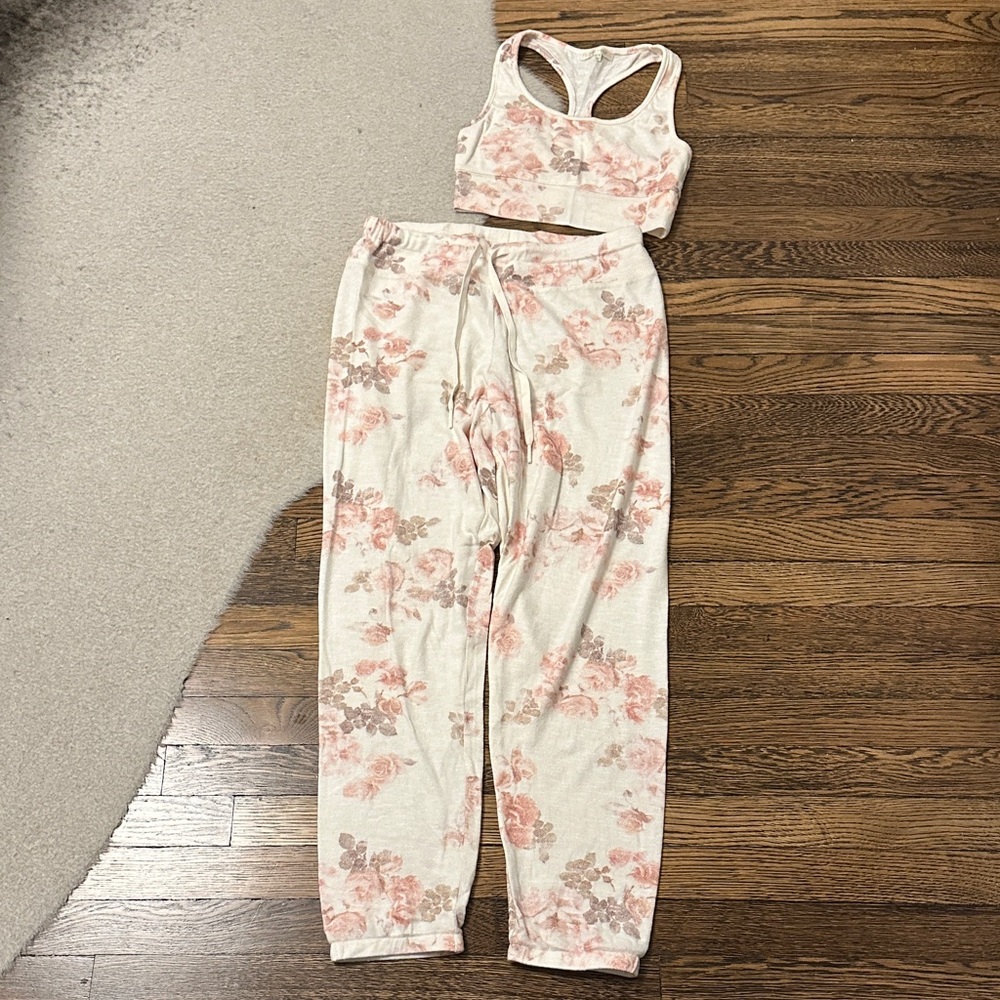 Z Supply Floral Print Sweater Set